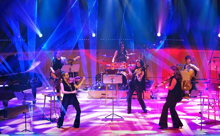 Excelentia. Abba, Queen & The Beatles by Délica.