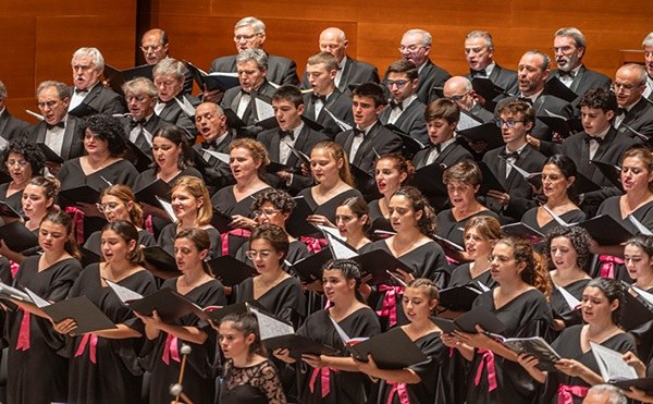 Excelentia. Grandes Coros de Ópera con el Orfeón Donostiarra.