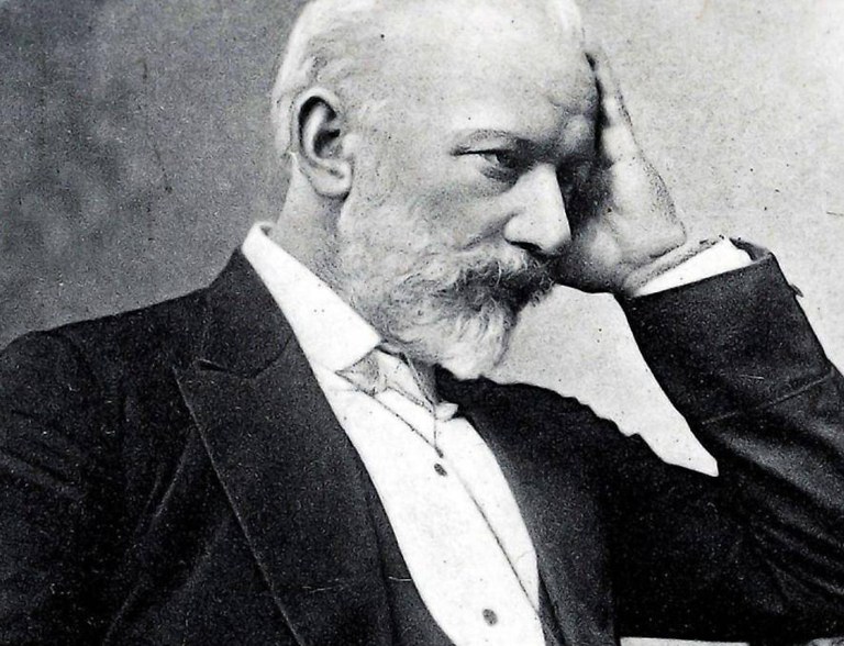 Excelentia. Violín Tchaikovsky & La Grande de Schubert.