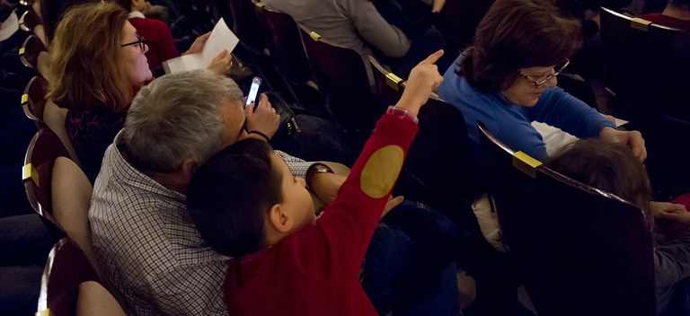 OCNE. En Familia.  Concierto para Zapata y Orquesta.